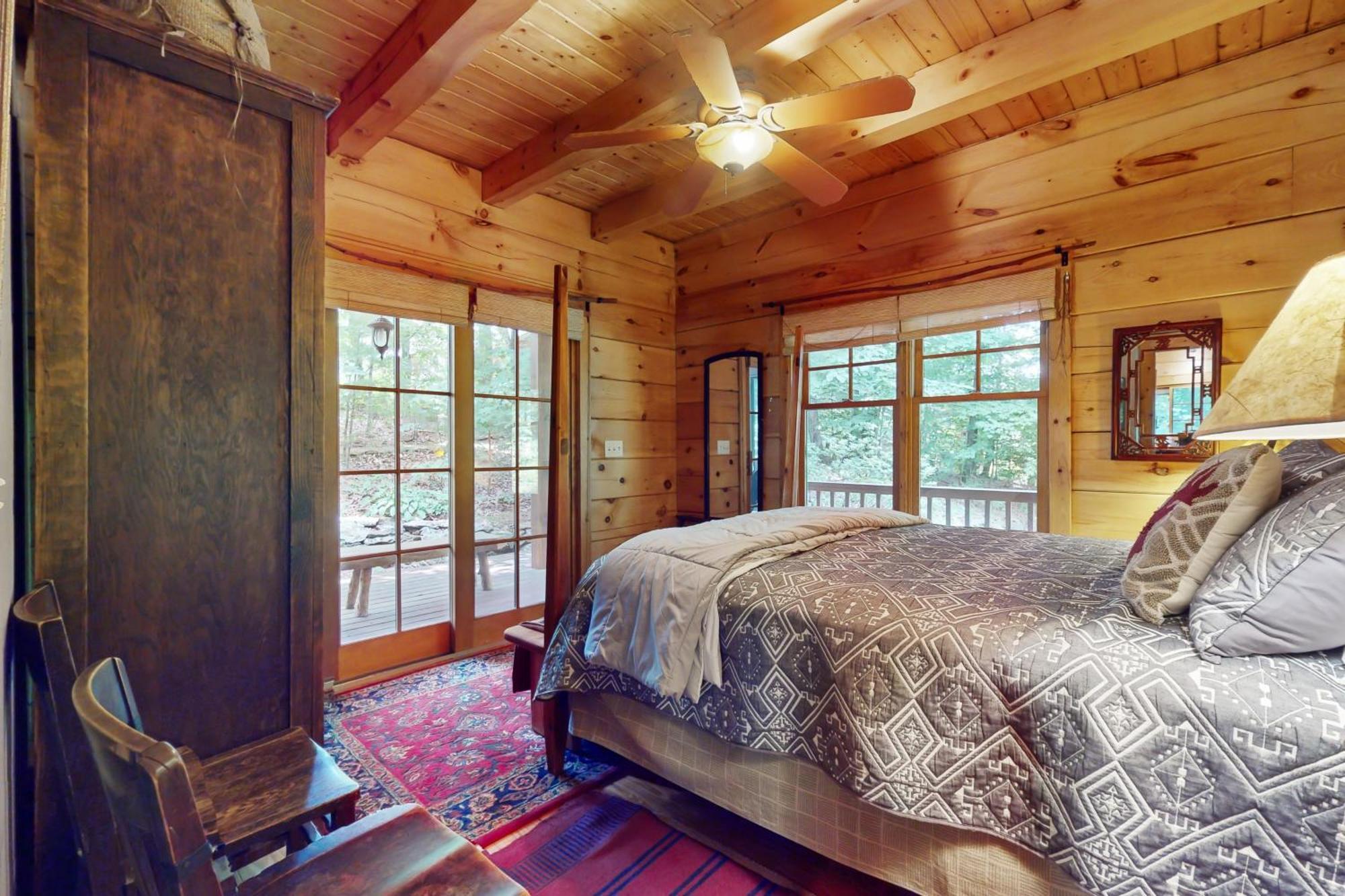Elkhorn Cabin & Eagles Wing Lodge Ашвил Екстериор снимка