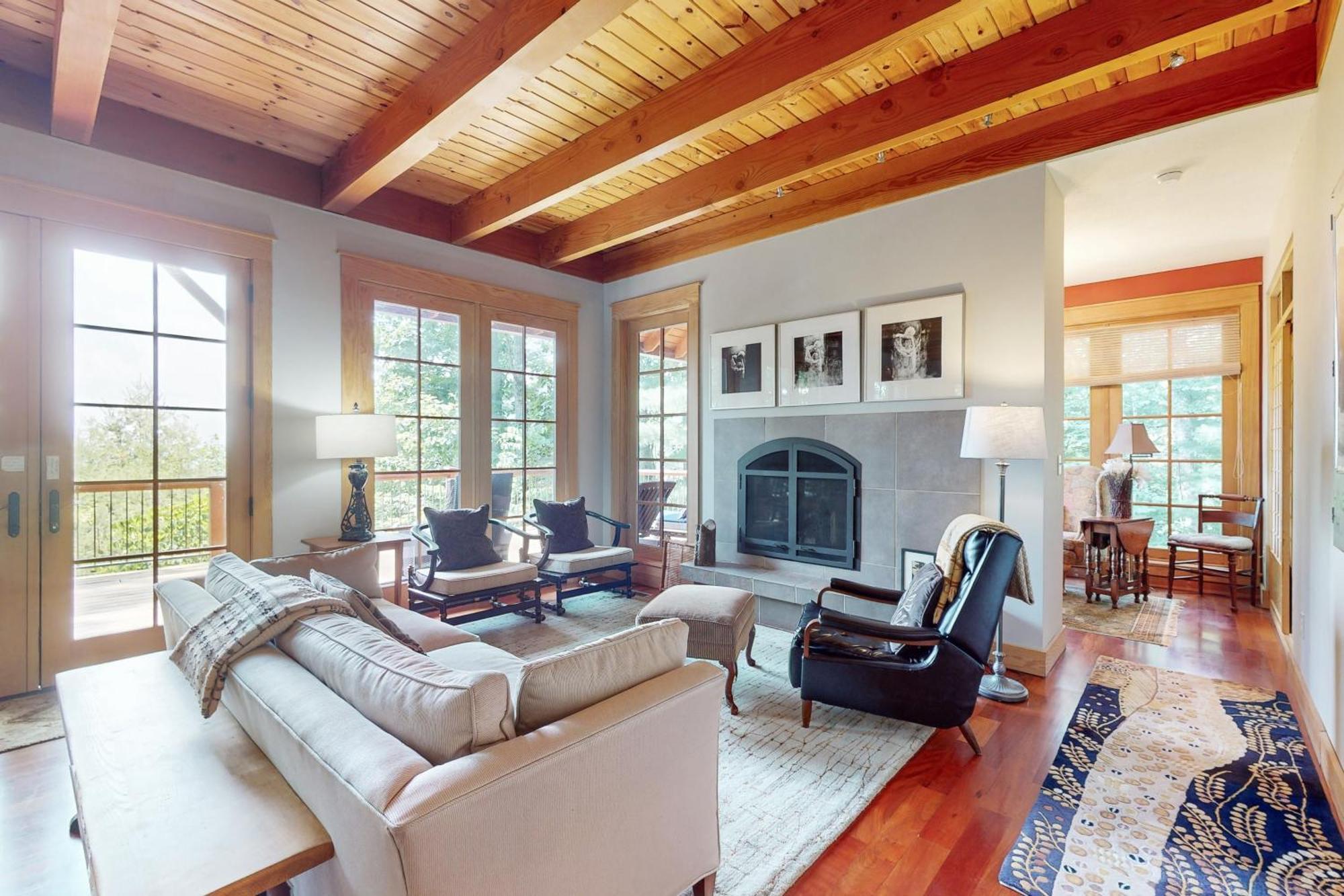 Elkhorn Cabin & Eagles Wing Lodge Ашвил Екстериор снимка